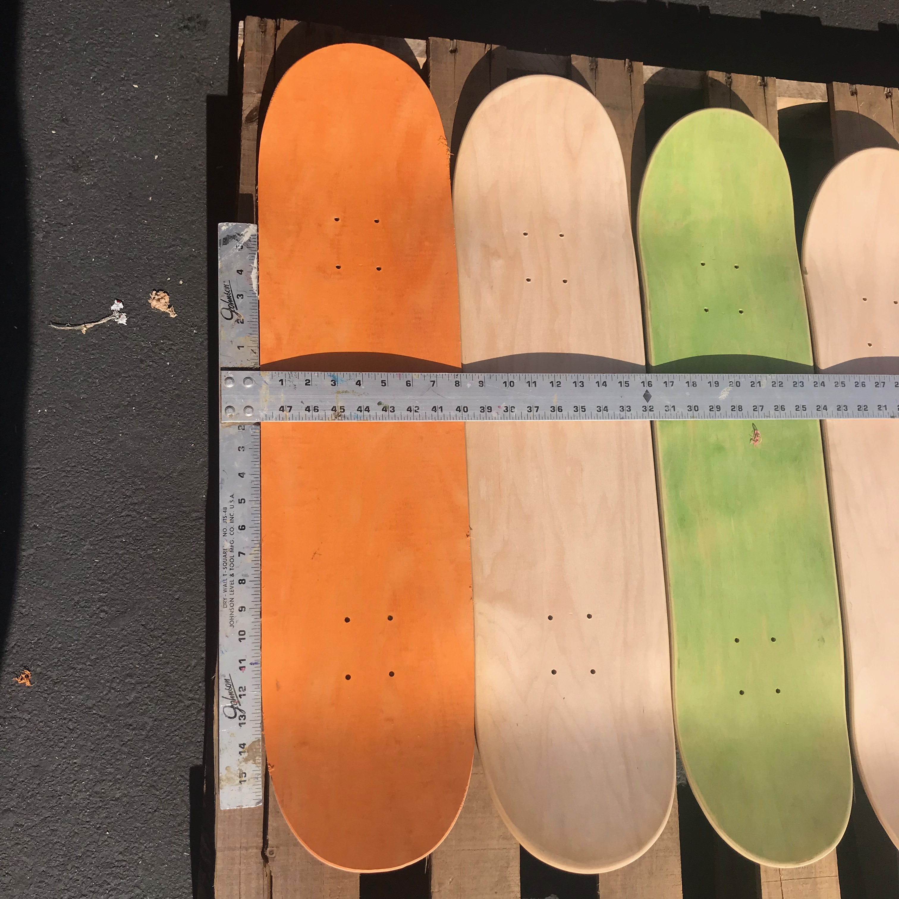 Paint On Skateboard DIY project